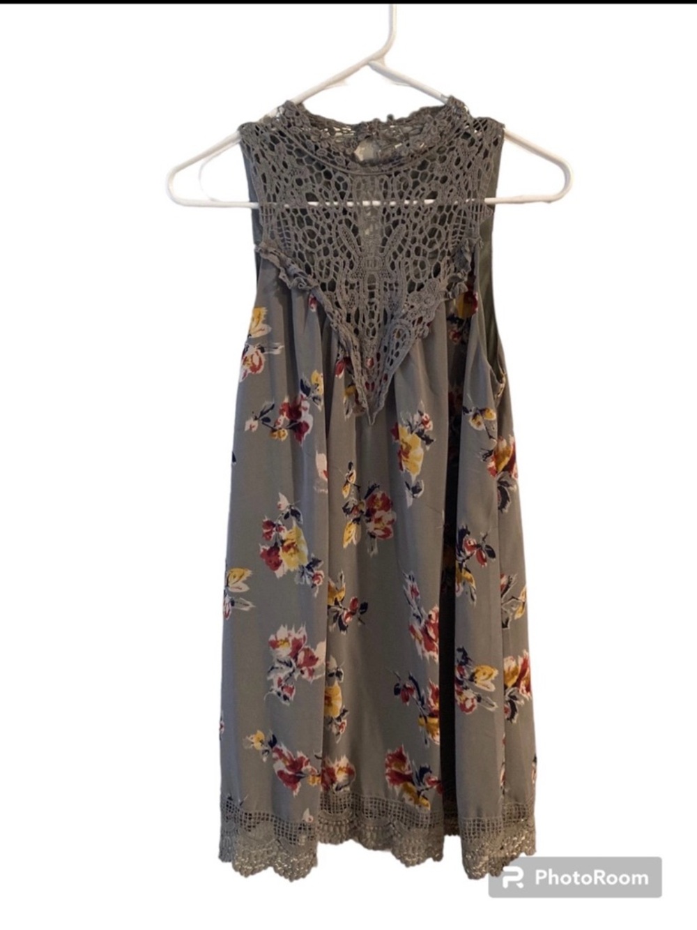 entro Gray floral dress with crocheted neck small